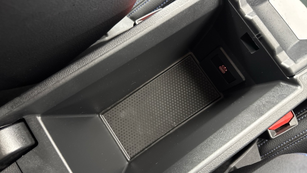 BMW 2 Series 218i [136] M Sport 4dr DCT Petrol Saloon - Image 50