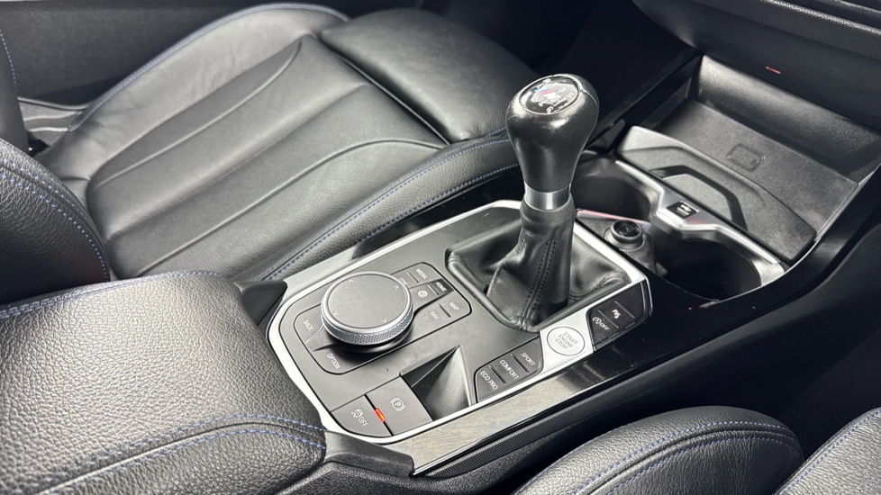 BMW 1 Series 118i [136] M Sport 5dr [Live Cockpit Professional] Petrol Hatchback - Image 10