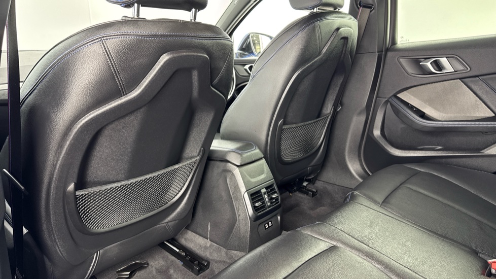 BMW 1 Series 118i [136] M Sport 5dr [Live Cockpit Professional] Petrol Hatchback - Image 37