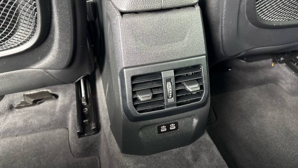 BMW 1 Series 118i [136] M Sport 5dr [Live Cockpit Professional] Petrol Hatchback - Image 41