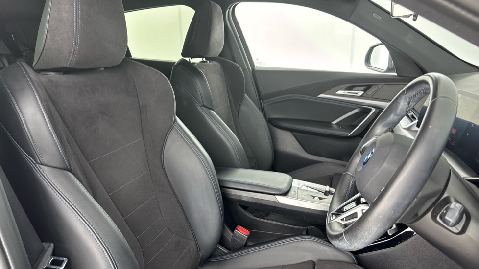 BMW iX2 150kW eDrive20 M Sport 65kWh 5dr Auto Electric Hatchback - Image 11