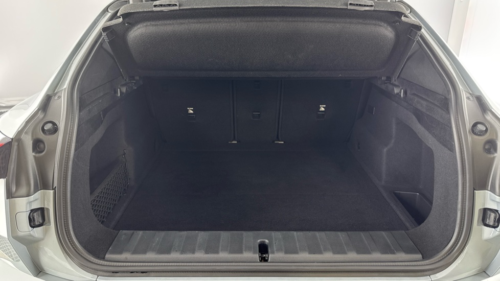 BMW iX2 150kW eDrive20 M Sport 65kWh 5dr Auto Electric Hatchback - Image 13
