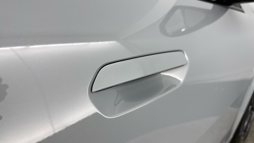 BMW iX2 150kW eDrive20 M Sport 65kWh 5dr Auto Electric Hatchback - Image 30