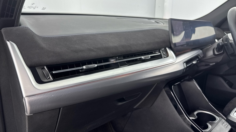 BMW iX2 150kW eDrive20 M Sport 65kWh 5dr Auto Electric Hatchback - Image 35