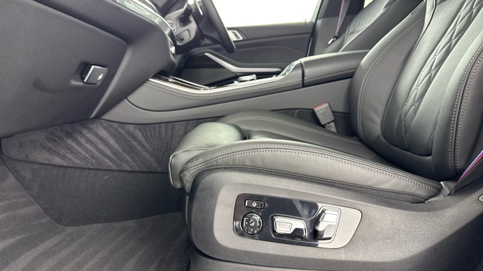 BMW X5 xDrive50e M Sport 5dr Auto [Tech/Pro Pack] Estate - Image 39