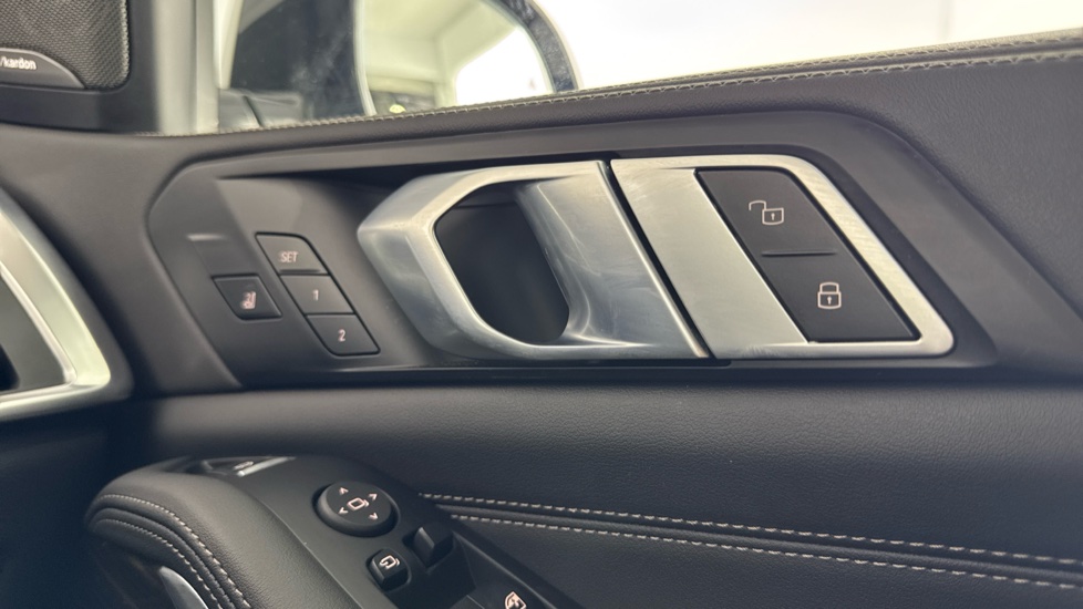 BMW X5 xDrive50e M Sport 5dr Auto [Tech/Pro Pack] Estate - Image 63