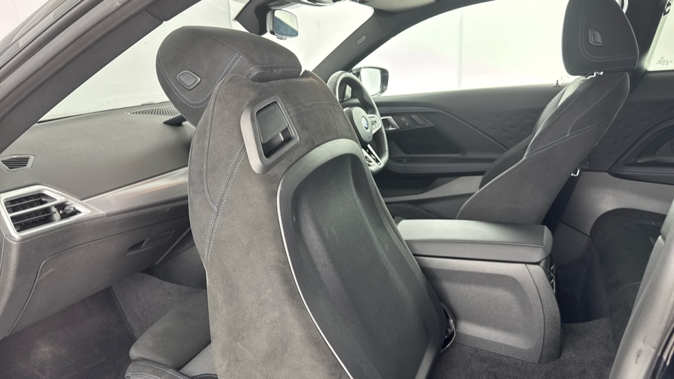 BMW 2 Series 220i M Sport 2dr Step Auto Petrol Coupe - Image 35
