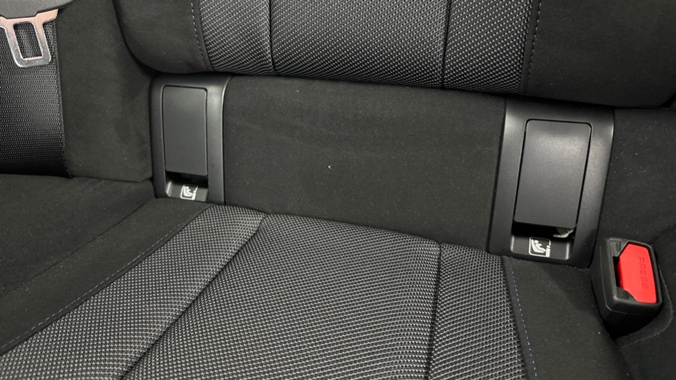 BMW 2 Series 220i M Sport 2dr Step Auto Petrol Coupe - Image 38