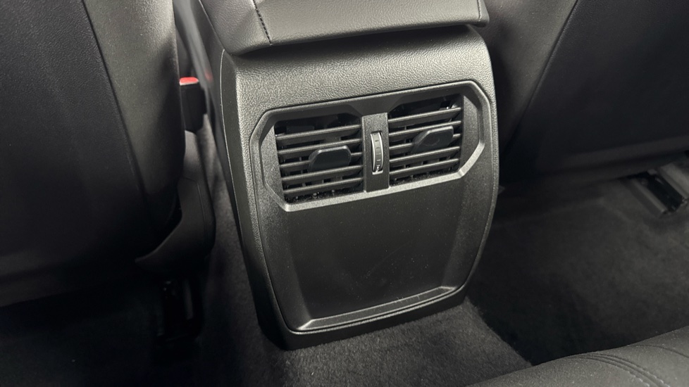 BMW 2 Series 220i M Sport 2dr Step Auto Petrol Coupe - Image 39