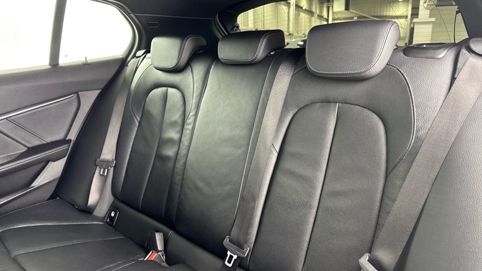 BMW 1 Series 118i [136] M Sport 5dr Petrol Hatchback - Image 12