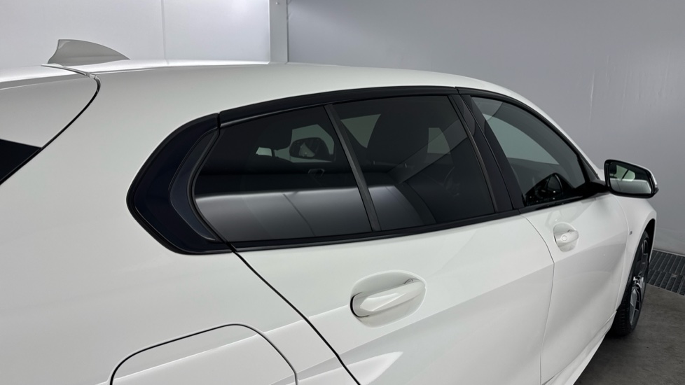 BMW 1 Series 118i [136] M Sport 5dr Petrol Hatchback - Image 26