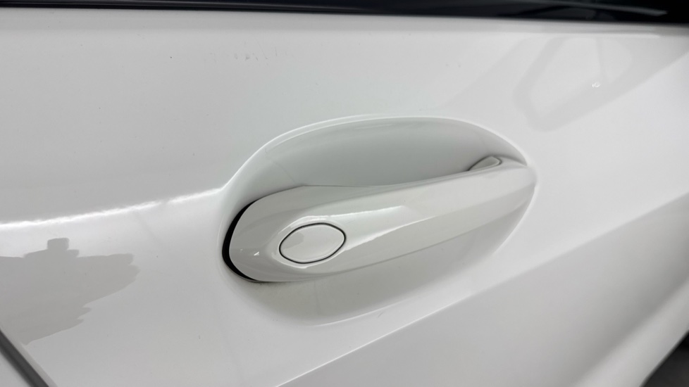 BMW 1 Series 118i [136] M Sport 5dr Petrol Hatchback - Image 27