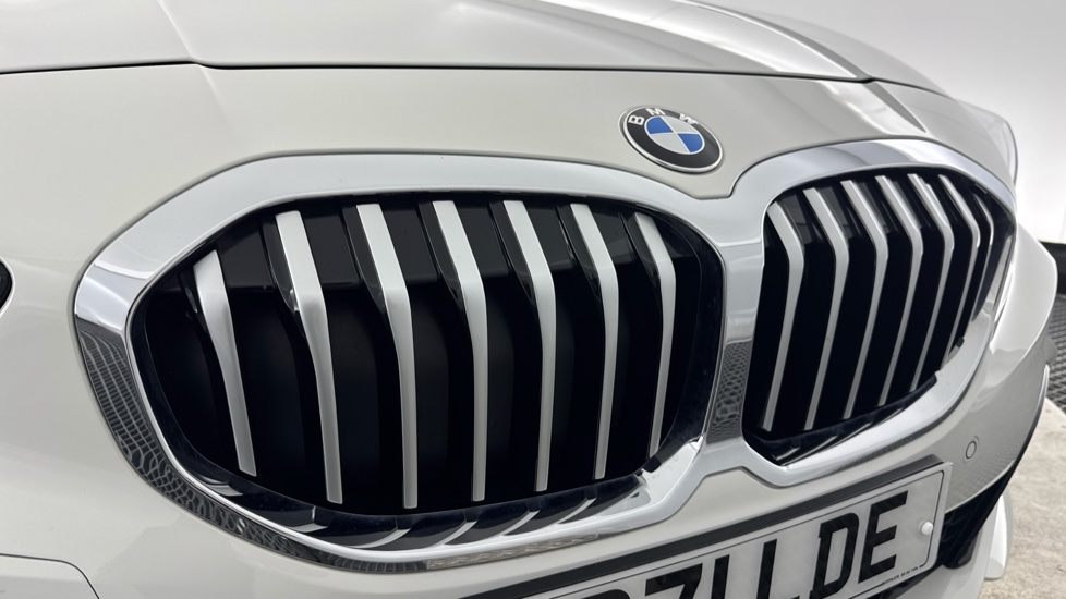 BMW 1 Series 118i [136] M Sport 5dr Petrol Hatchback - Image 30
