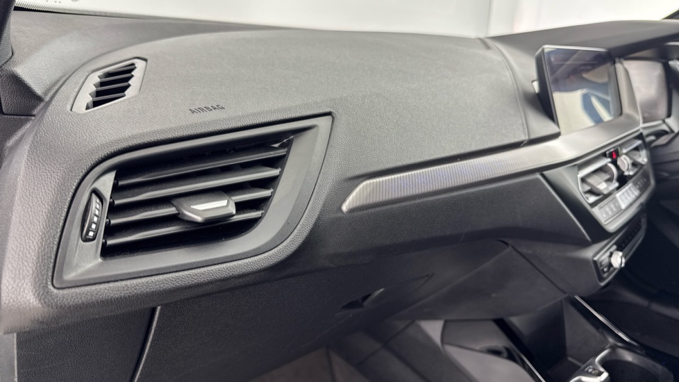 BMW 1 Series 118i [136] M Sport 5dr Petrol Hatchback - Image 33