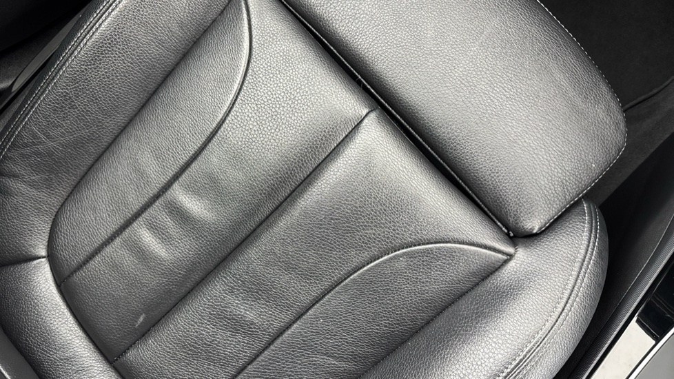 BMW 1 Series 118i [136] M Sport 5dr Petrol Hatchback - Image 44