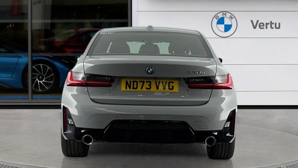 BMW 3 Series 330e M Sport 4dr Step Auto Saloon - Image 15