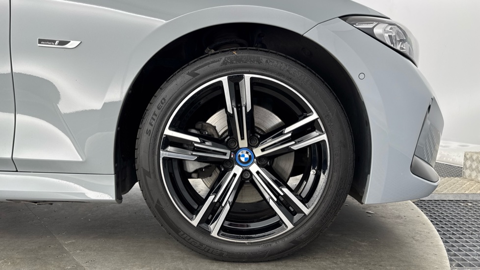 BMW 3 Series 330e M Sport 4dr Step Auto Saloon - Image 14