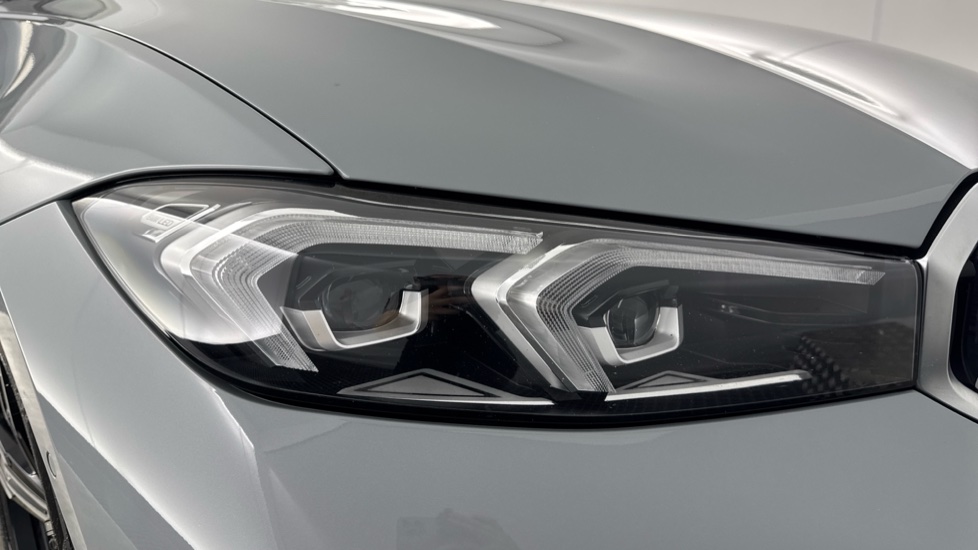 BMW 3 Series 330e M Sport 4dr Step Auto Saloon - Image 23