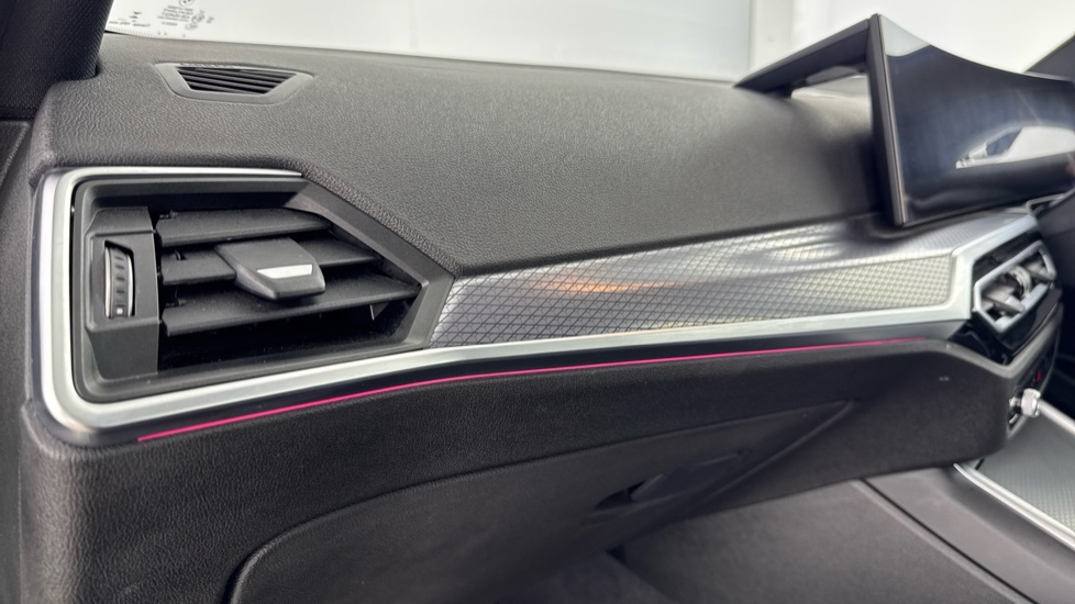 BMW 3 Series 330e M Sport 4dr Step Auto Saloon - Image 33