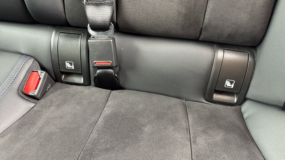 BMW 3 Series 330e M Sport 4dr Step Auto Saloon - Image 37