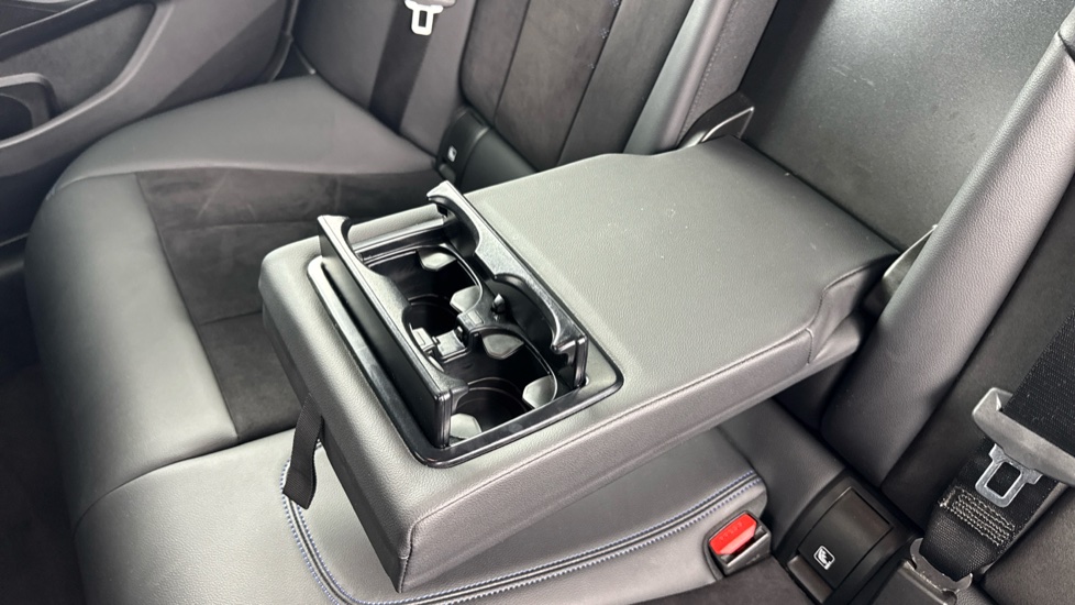 BMW 3 Series 330e M Sport 4dr Step Auto Saloon - Image 39