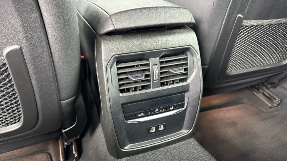 BMW 3 Series 330e M Sport 4dr Step Auto Saloon - Image 40