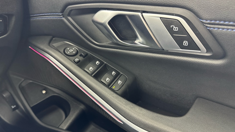 BMW 3 Series 330e M Sport 4dr Step Auto Saloon - Image 51