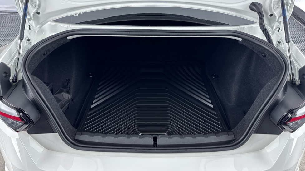 BMW 2 Series 220i M Sport 2dr Step Auto [Pro Pack] Petrol Coupe - Image 13