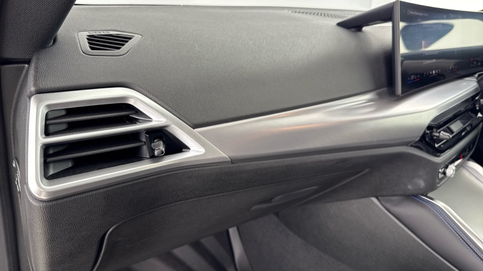 BMW 2 Series 220i M Sport 2dr Step Auto [Pro Pack] Petrol Coupe - Image 34