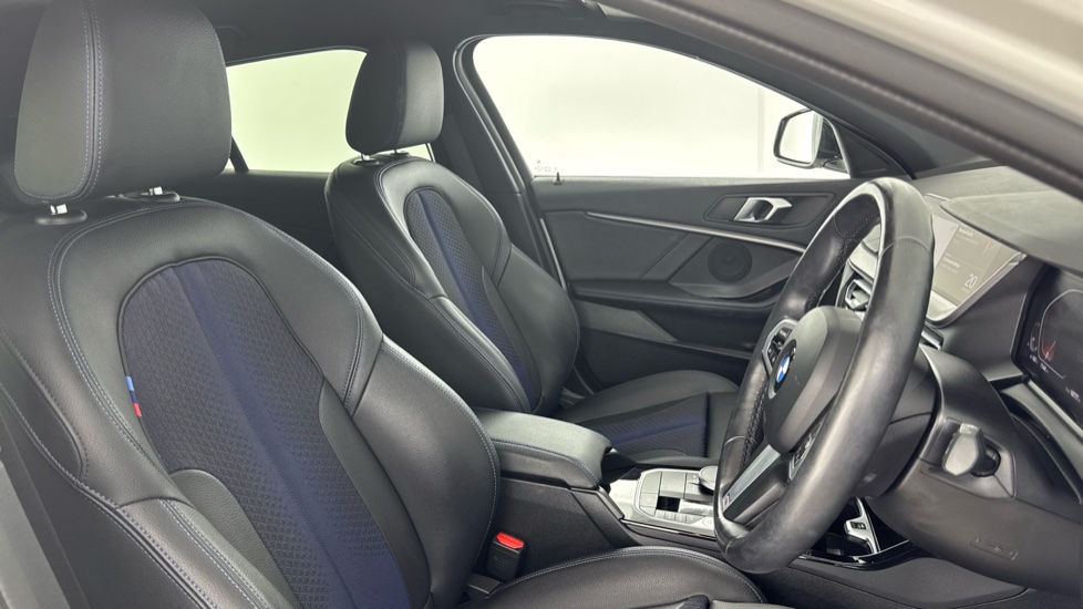 BMW 1 Series 118i [136] M Sport 5dr Step Auto [LCP] Petrol Hatchback - Image 11