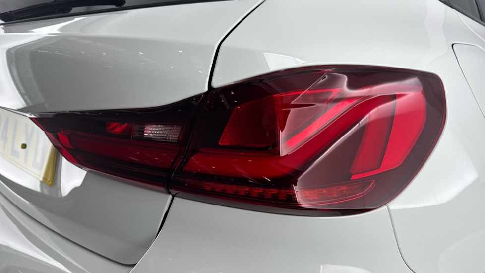 BMW 1 Series 118i [136] M Sport 5dr Step Auto [LCP] Petrol Hatchback - Image 22