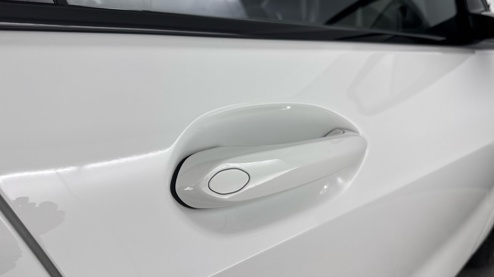 BMW 1 Series 118i [136] M Sport 5dr Step Auto [LCP] Petrol Hatchback - Image 26