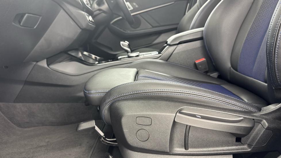 BMW 1 Series 118i [136] M Sport 5dr Step Auto [LCP] Petrol Hatchback - Image 31
