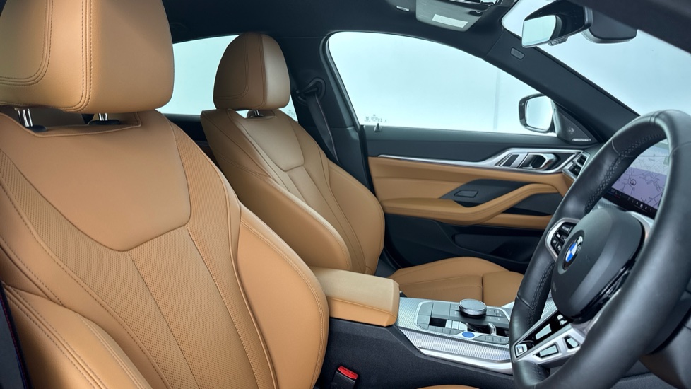 BMW i4 250kW eDrive40 M Sport 83.9kWh 5dr Auto Electric Hatchback - Image 11