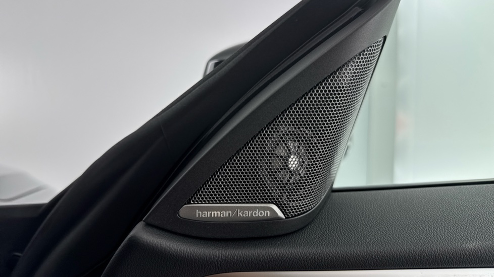 BMW i4 250kW eDrive40 M Sport 83.9kWh 5dr Auto Electric Hatchback - Image 20