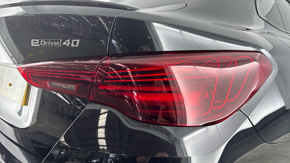 BMW i4 250kW eDrive40 M Sport 83.9kWh 5dr Auto Electric Hatchback - Image 22