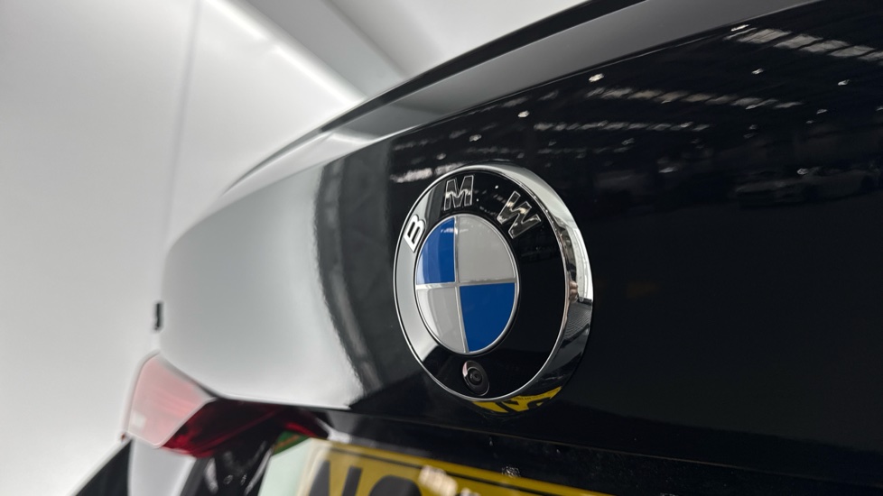 BMW i4 250kW eDrive40 M Sport 83.9kWh 5dr Auto Electric Hatchback - Image 25