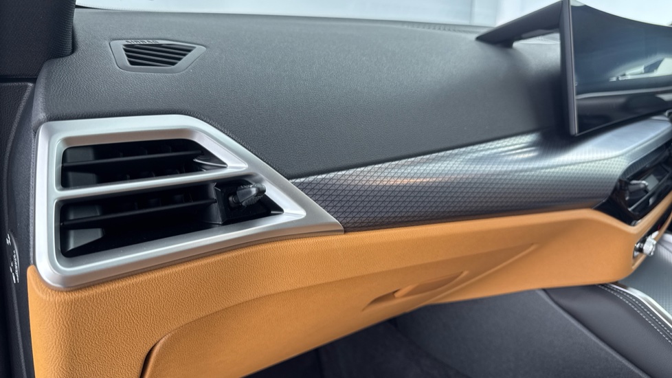 BMW i4 250kW eDrive40 M Sport 83.9kWh 5dr Auto Electric Hatchback - Image 37