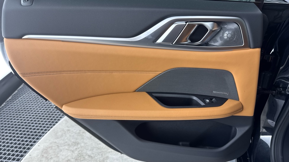BMW i4 250kW eDrive40 M Sport 83.9kWh 5dr Auto Electric Hatchback - Image 39