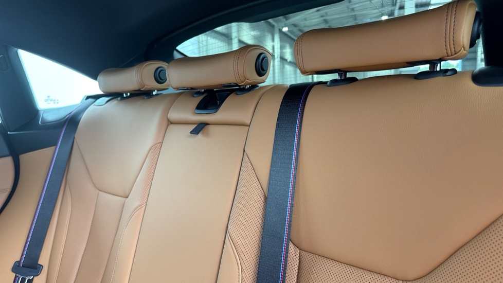 BMW i4 250kW eDrive40 M Sport 83.9kWh 5dr Auto Electric Hatchback - Image 41