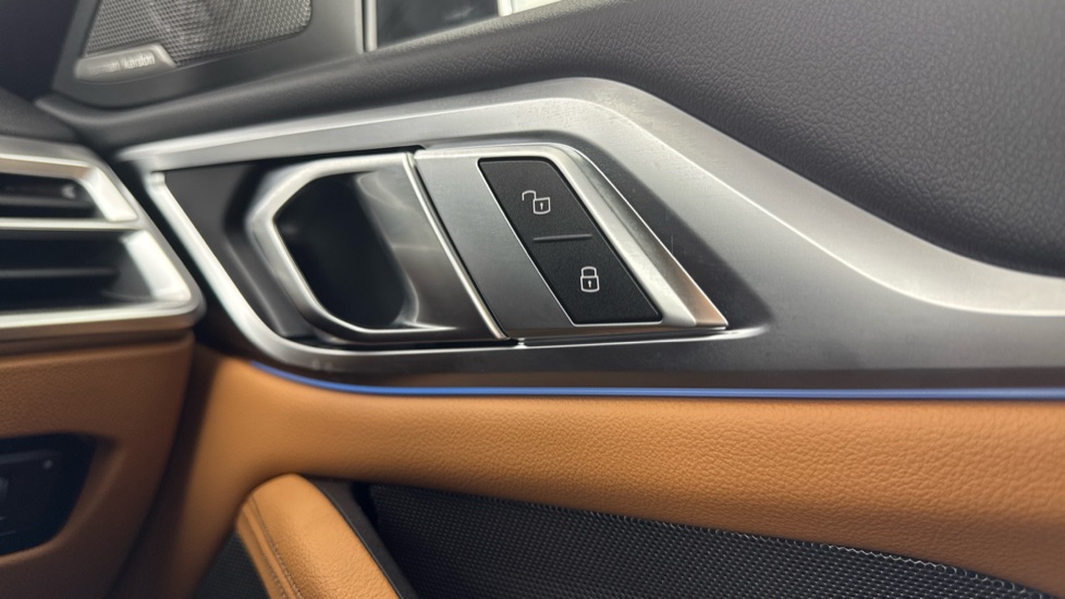 BMW i4 250kW eDrive40 M Sport 83.9kWh 5dr Auto Electric Hatchback - Image 54
