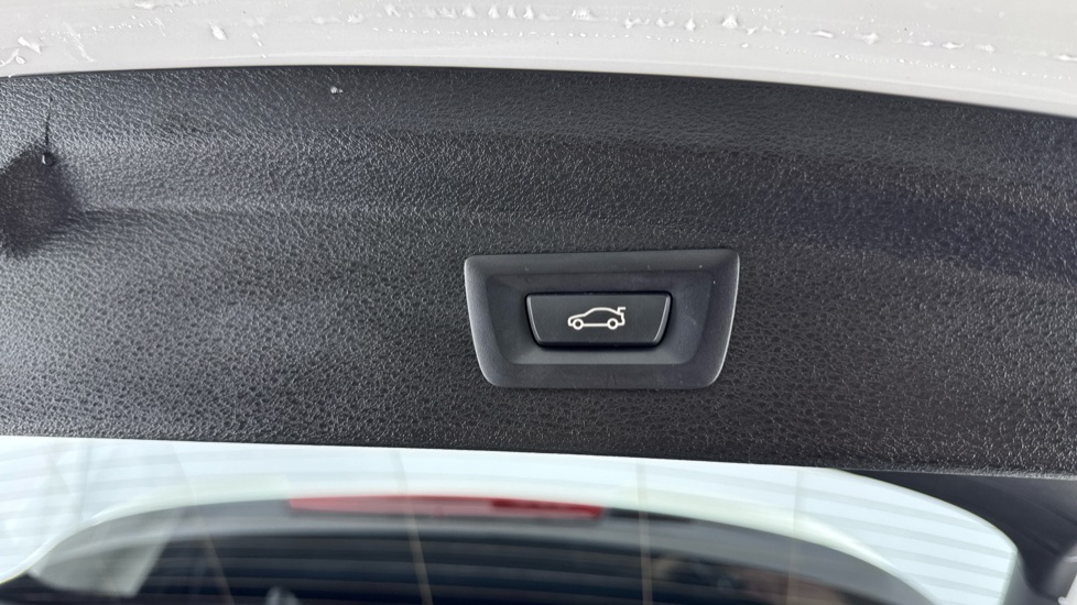 BMW X2 sDrive 18i [136] M Sport 5dr Step Auto Petrol Hatchback - Image 27