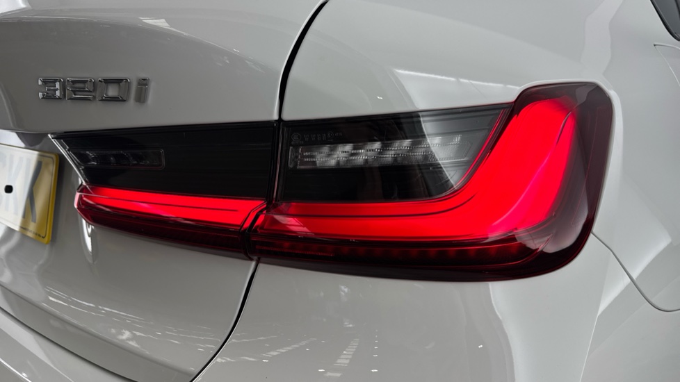 BMW 3 Series 320i M Sport 4dr Step Auto [Pro Pack] Petrol Saloon - Image 22