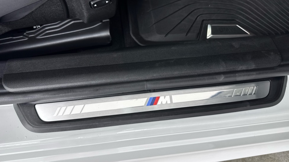 BMW 3 Series 320i M Sport 4dr Step Auto [Pro Pack] Petrol Saloon - Image 48