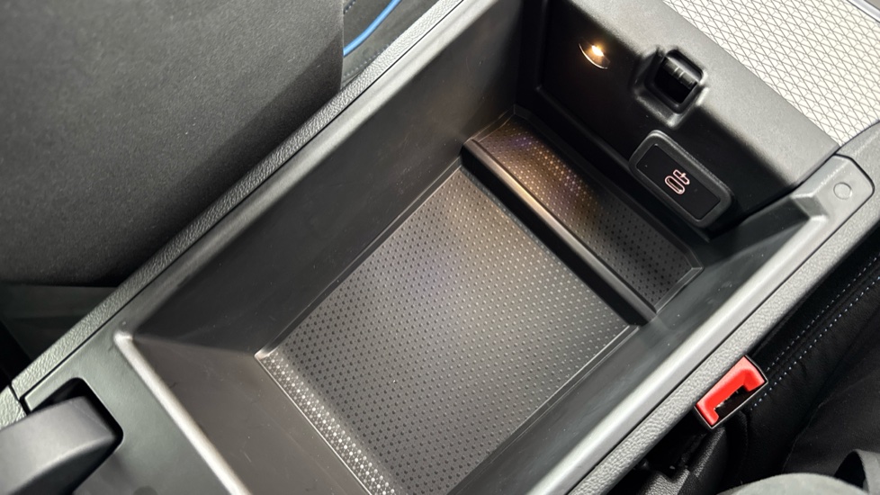BMW 3 Series 320i M Sport 4dr Step Auto [Pro Pack] Petrol Saloon - Image 55