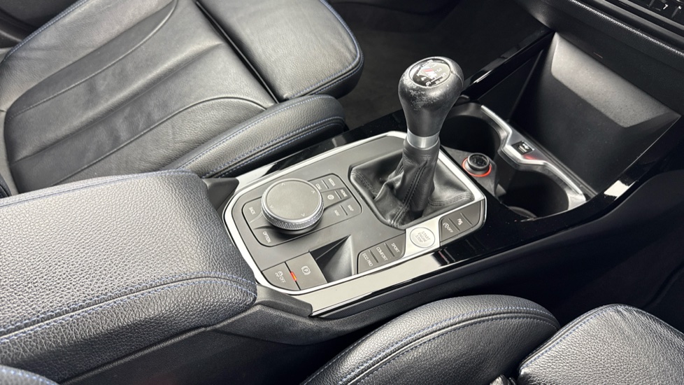 BMW 1 Series 118i M Sport 5dr Petrol Hatchback - Image 10