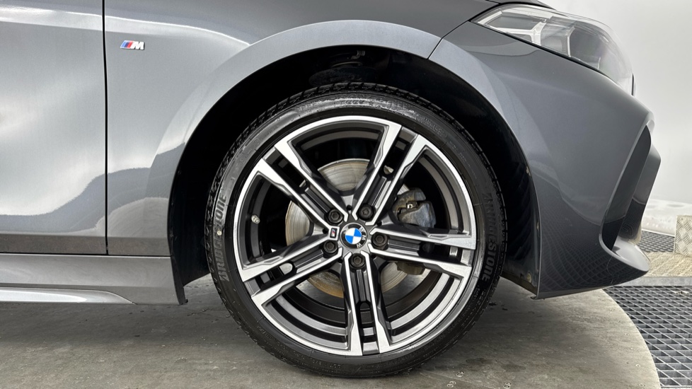 BMW 1 Series 118i M Sport 5dr Petrol Hatchback - Image 14