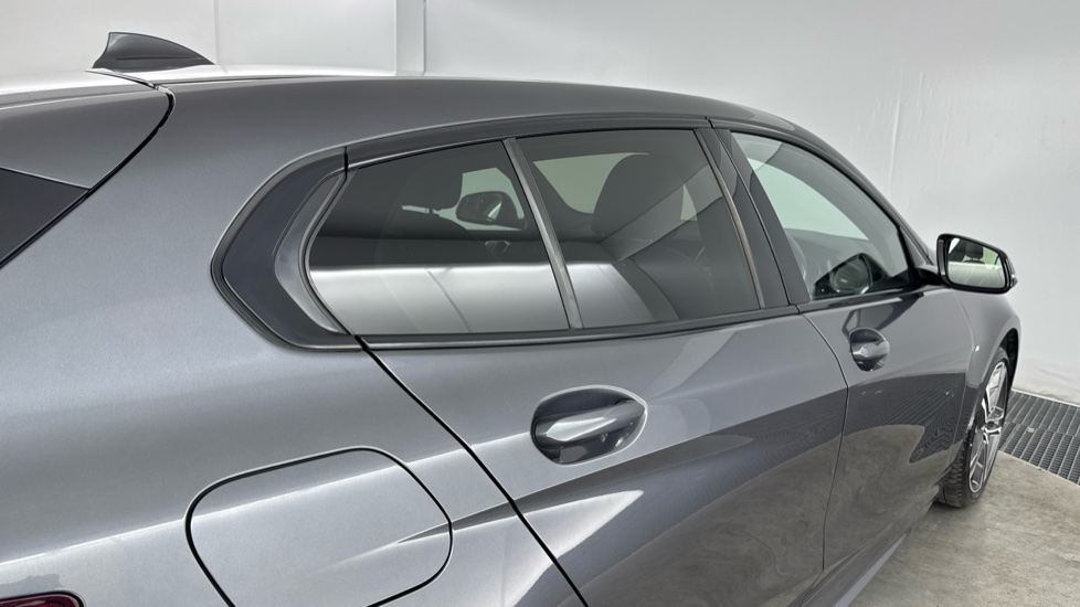 BMW 1 Series 118i M Sport 5dr Petrol Hatchback - Image 26