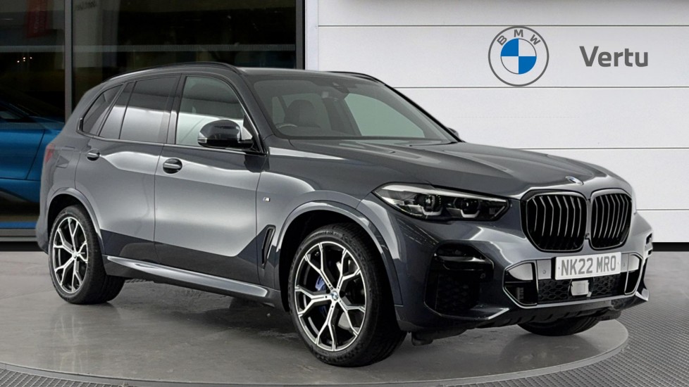 BMW X5 xDrive30d MHT M Sport 5dr Auto Diesel Estate - Image 1