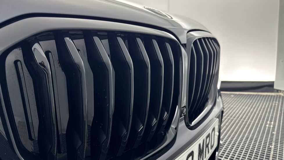 BMW X5 xDrive30d MHT M Sport 5dr Auto Diesel Estate - Image 35